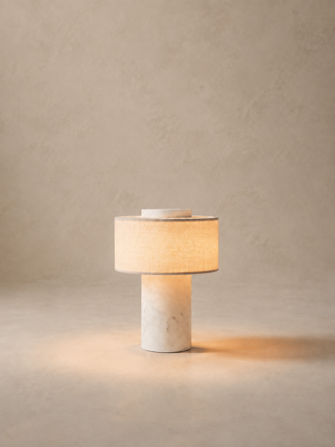Lyna - Lampe à poser sans fil en marbre blanc