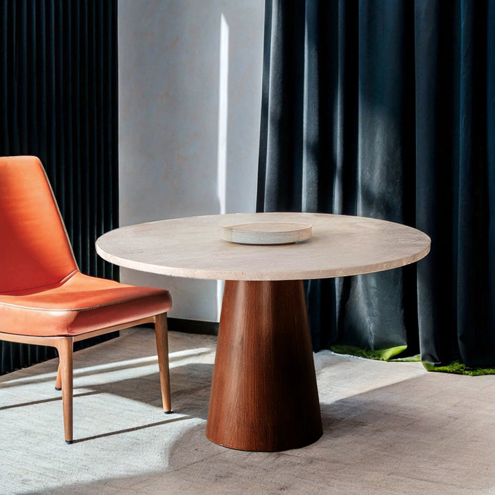 Table en travertin et bois, alliant textures naturelles et design intemporel, parfaite pour un intérieur chaleureux et élégant.