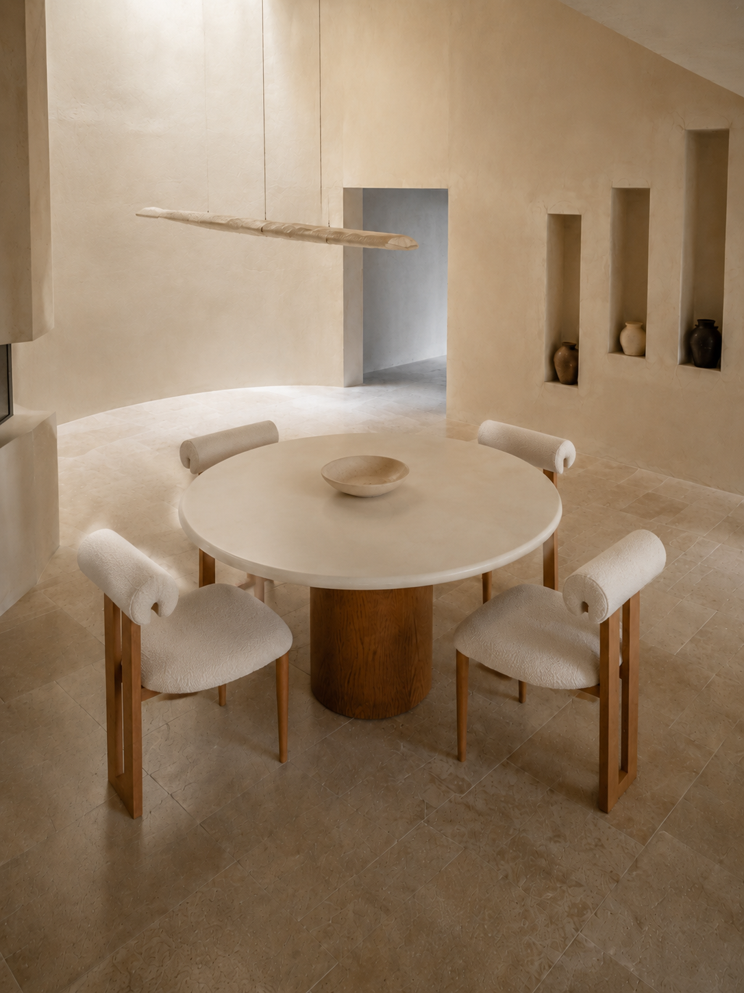 Roya - Table à manger ronde en béton ciré et bois